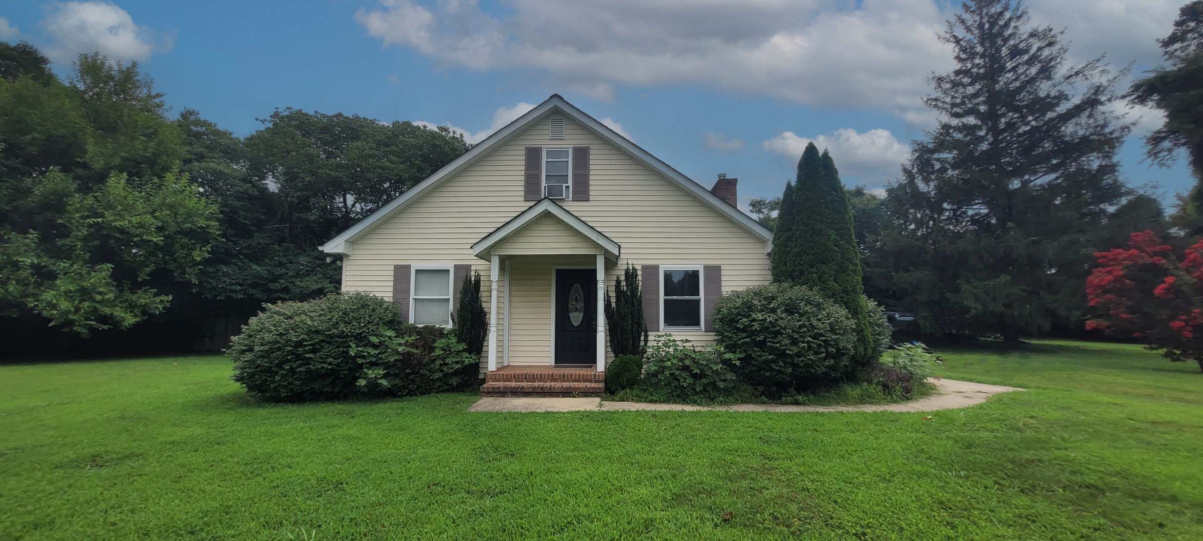 843 South Dupont Boulevard